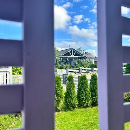 Rozany アパート コパリノ